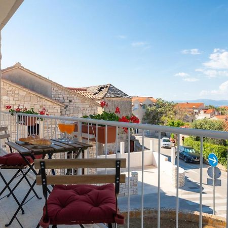 Apartment Nona - Center, 150 Meters From The Beach Supetar Dış mekan fotoğraf